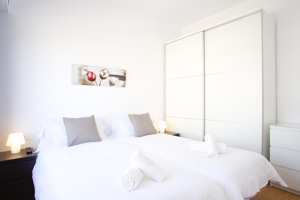 Attic Bcn Central Terrace Барселона Стая снимка