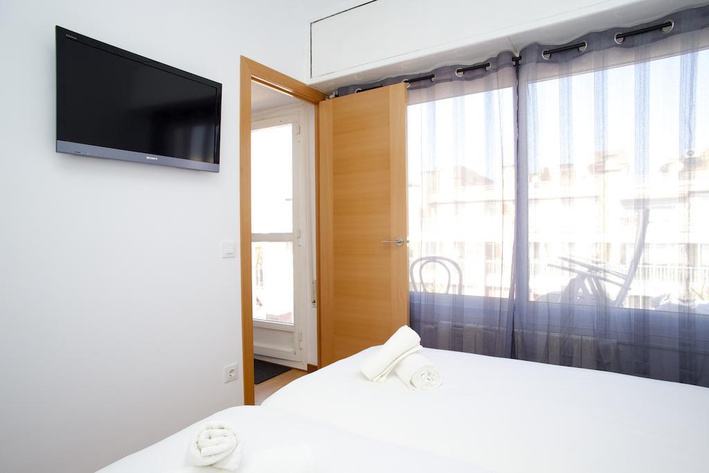 Attic Bcn Central Terrace Барселона Стая снимка