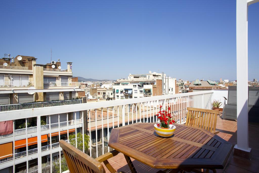 Attic Bcn Central Terrace Барселона Стая снимка